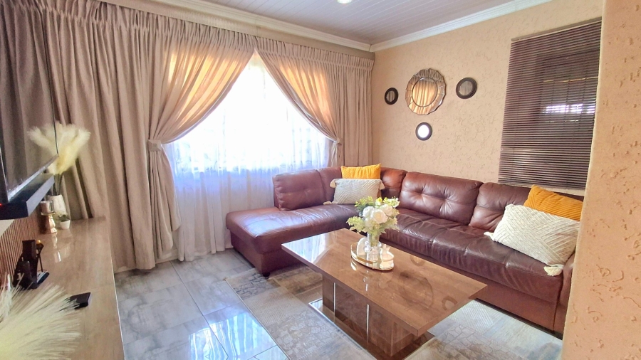 3 Bedroom Property for Sale in Zamdela Free State